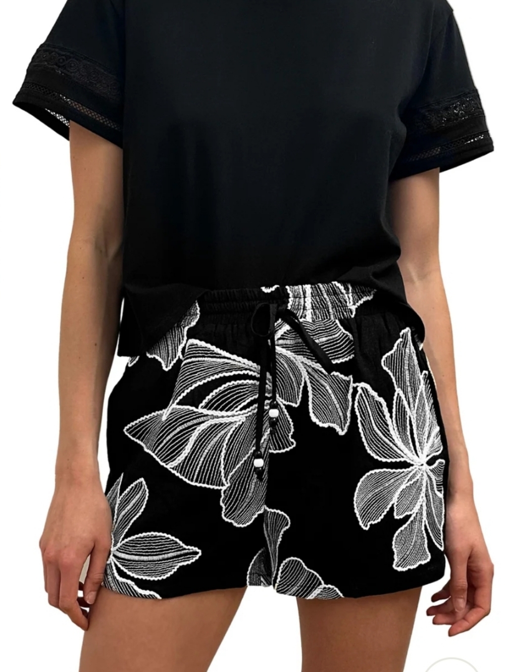 ALLISON New York "Kendra" Shorts, Size L